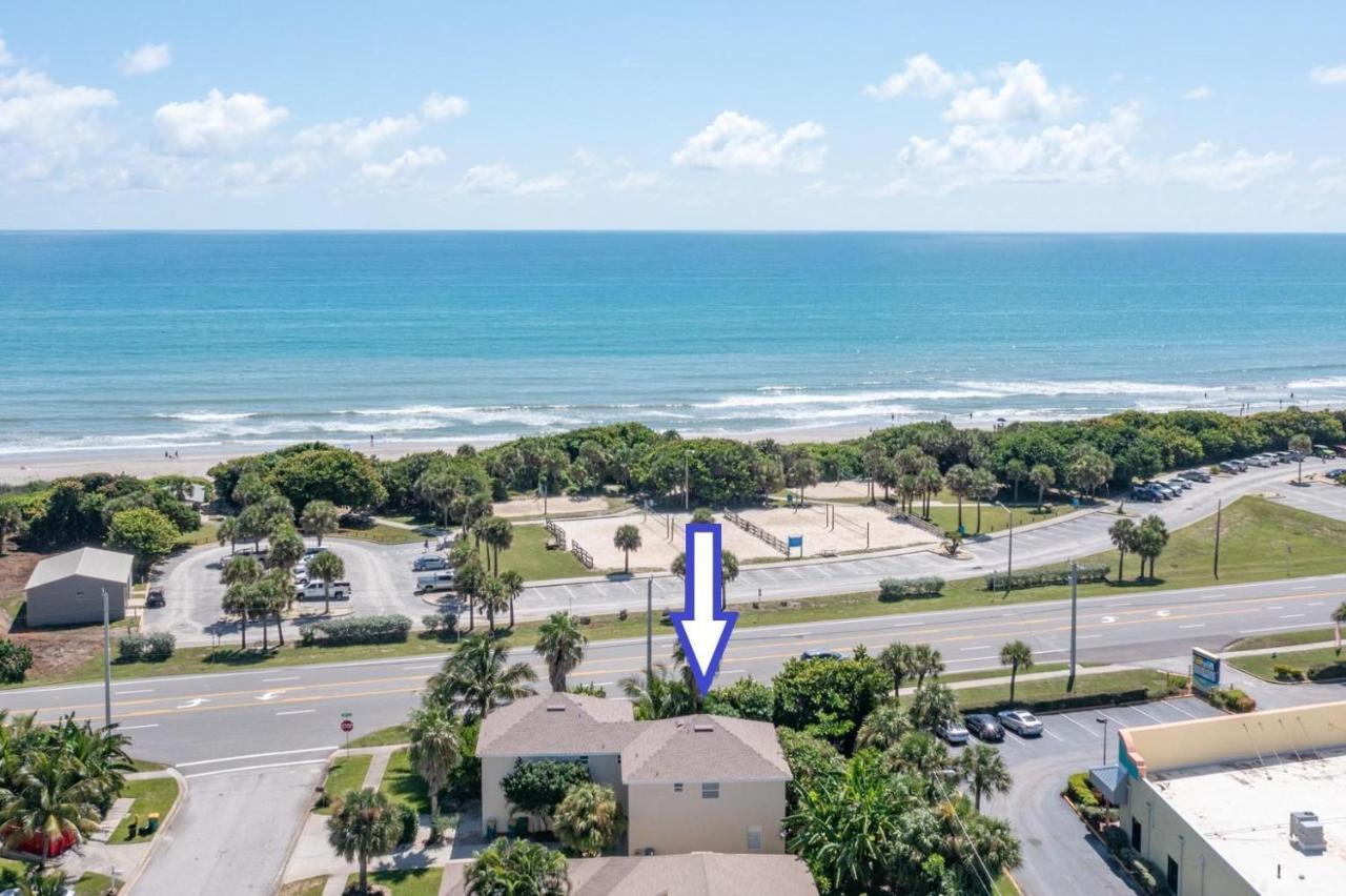 Surfside Paradise Retreat - 3Br And 2Ba Duplex, Grill, Dog Friendly - Close To The Beach! メルボルン エクステリア 写真